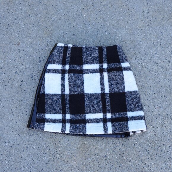 ASOS Edgy Plaid Cotton Blend Mini Skirt, Grunge Y2K Dark Academia, Size 4 - Picture 8 of 8